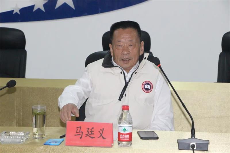 中國(guó)有色金屬工業(yè)協(xié)會(huì)黨委副書記范順科一行蒞臨明泰鋁業(yè)調(diào)研指導(dǎo)