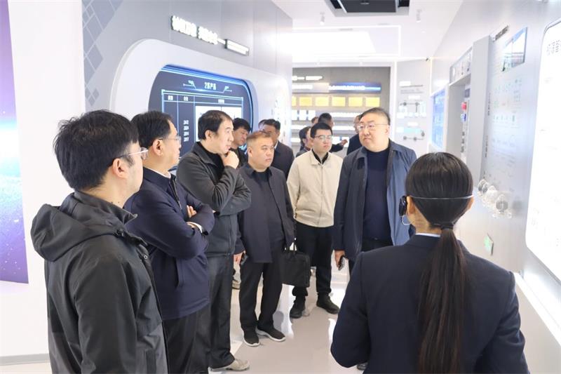 鞏義市委副書記、市長(zhǎng)郭程明到明泰鋁業(yè)調(diào)研數(shù)智化建設(shè)工作